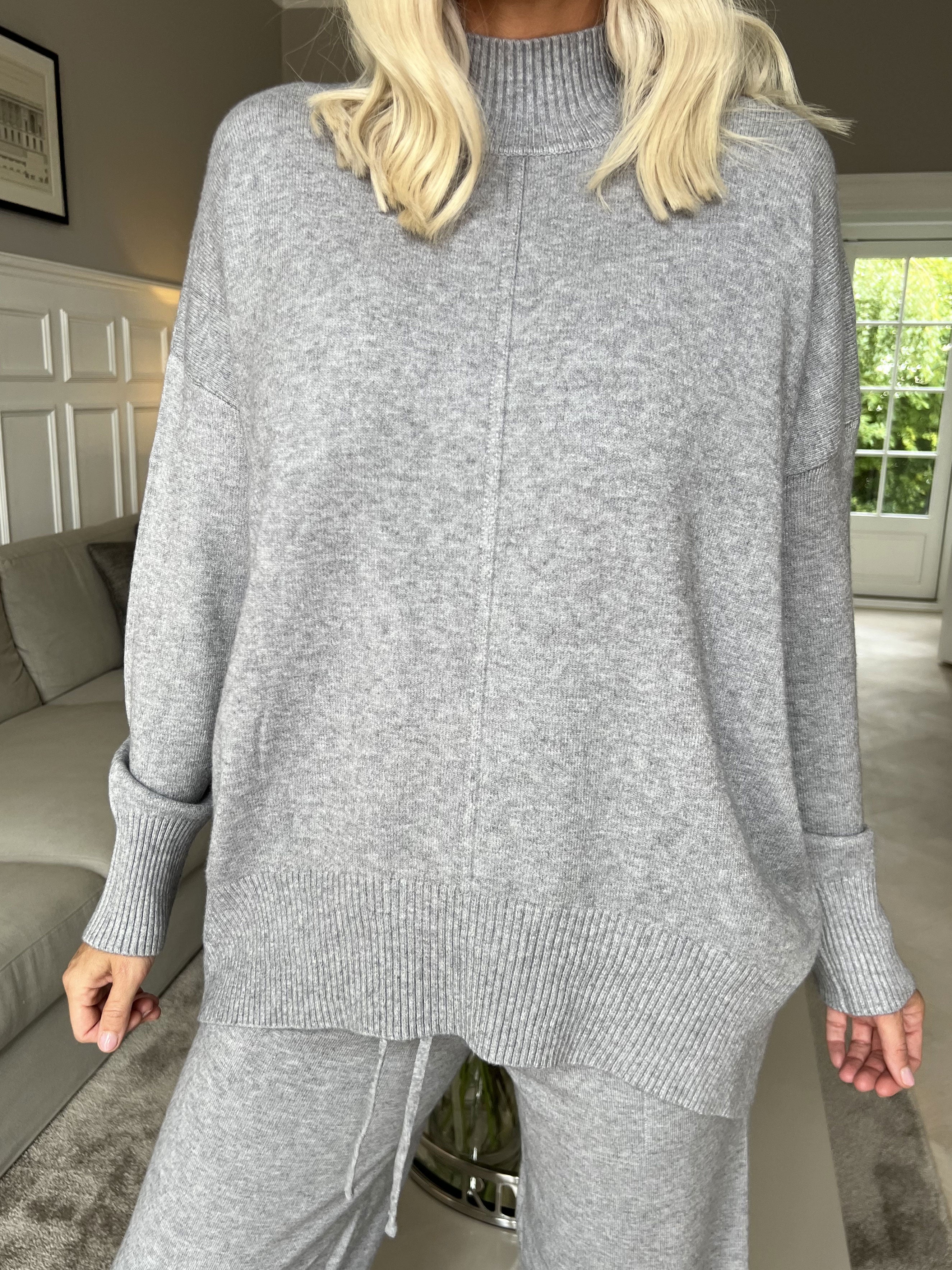 Feodora - Blødt simpelt striksæt